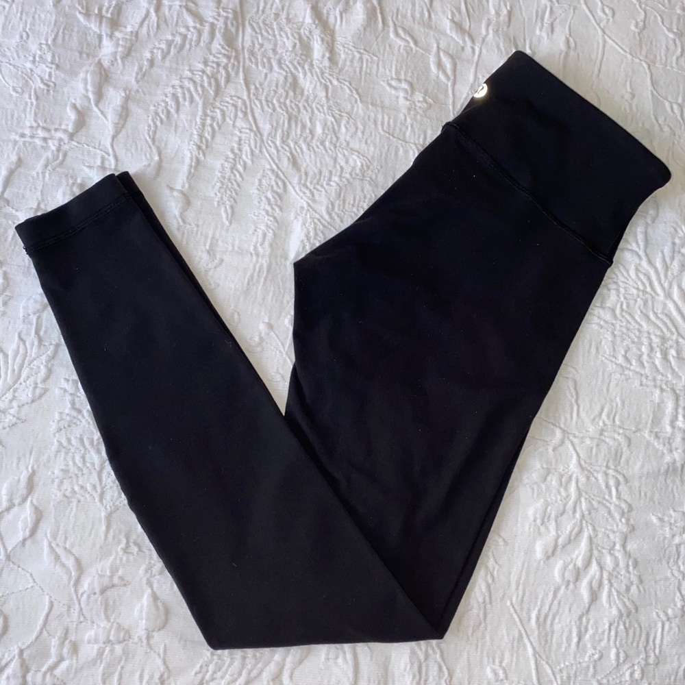 Lululemon Wunder Under low rise